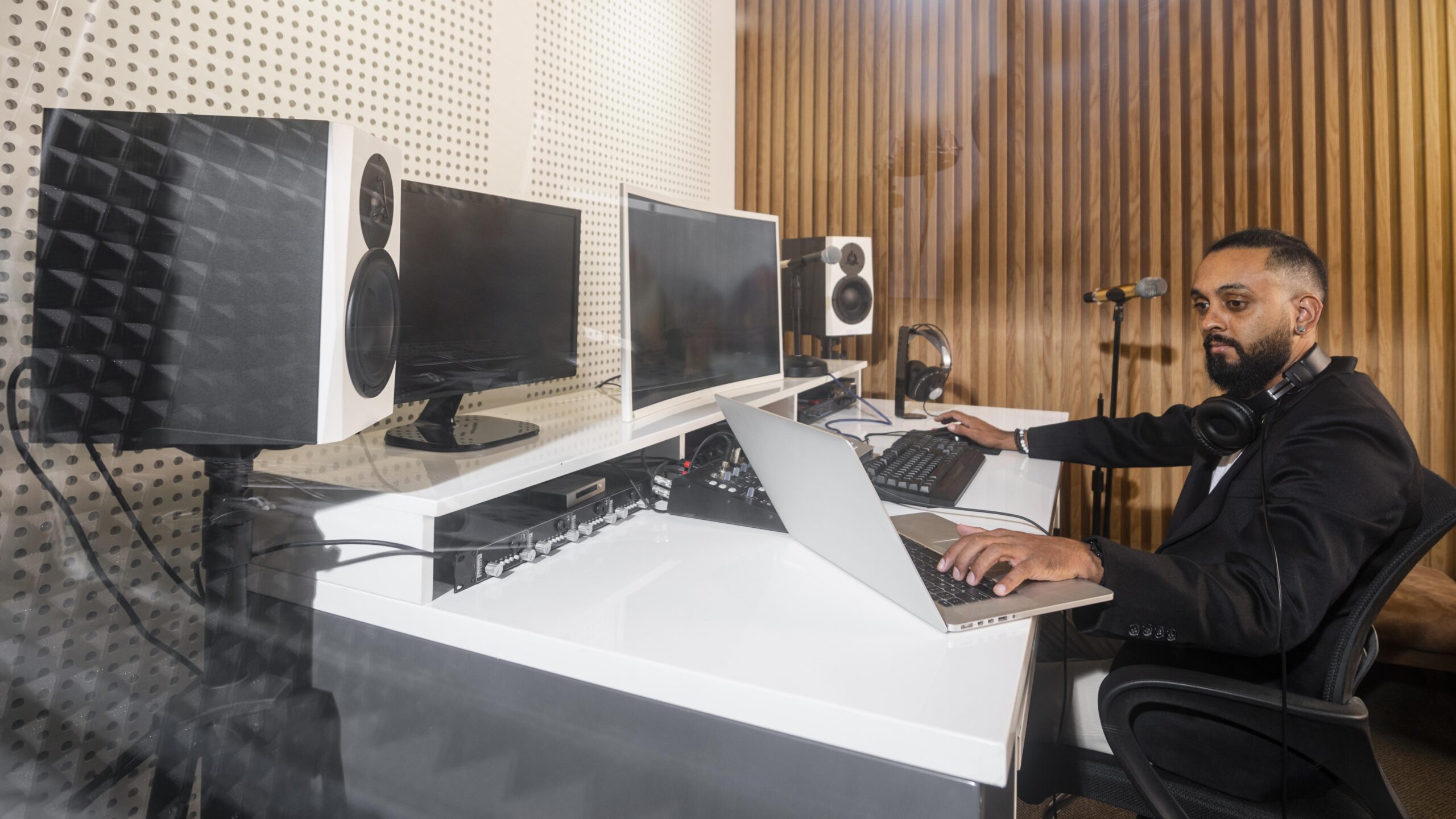 Attention-Commanding Audio: Tools and Techniques