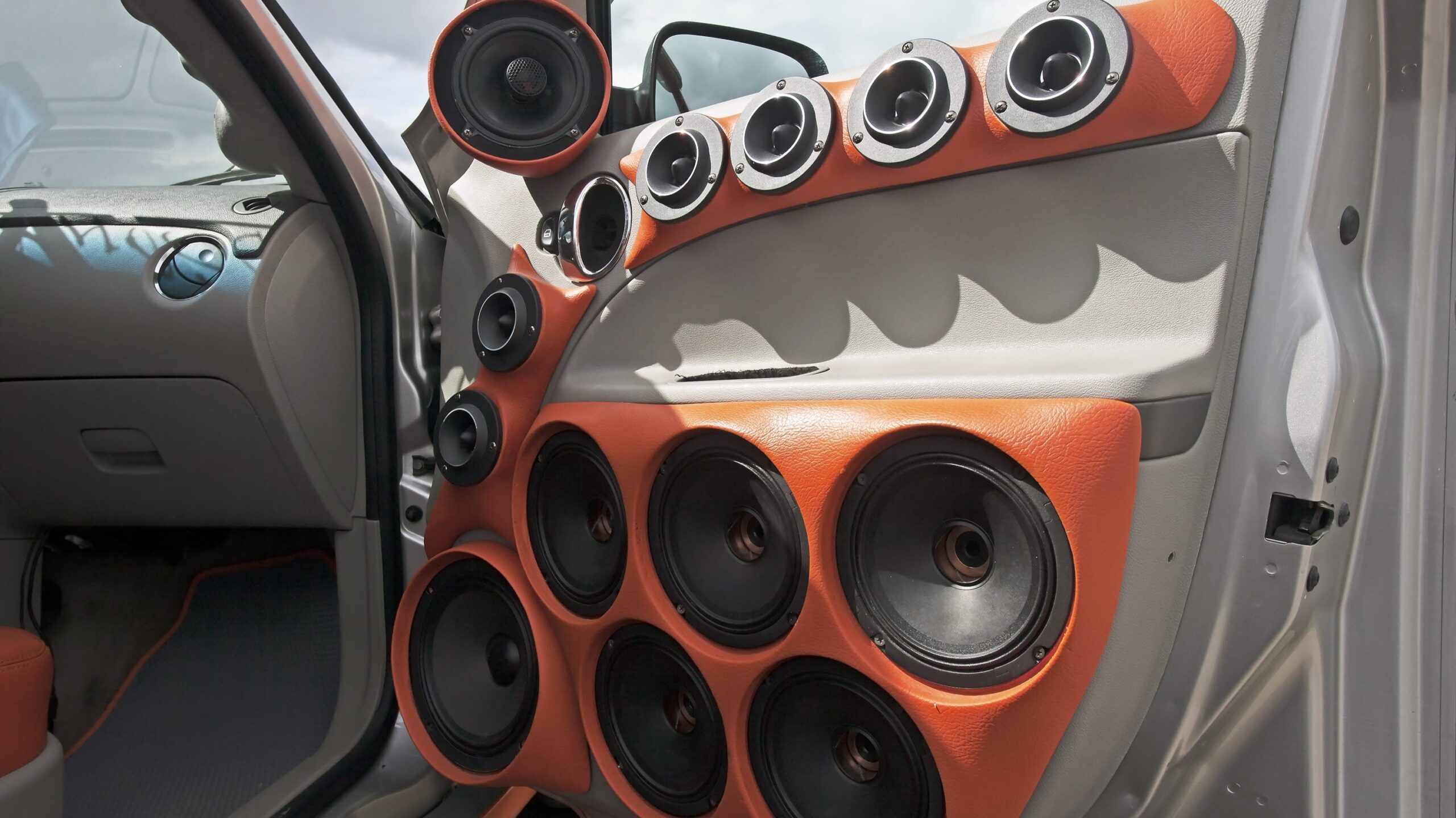 The Ultimate Guide to Vehicle Sound Enhancement Systems